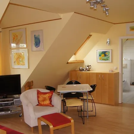 Benji 4* Adelshofen (Ansbach)